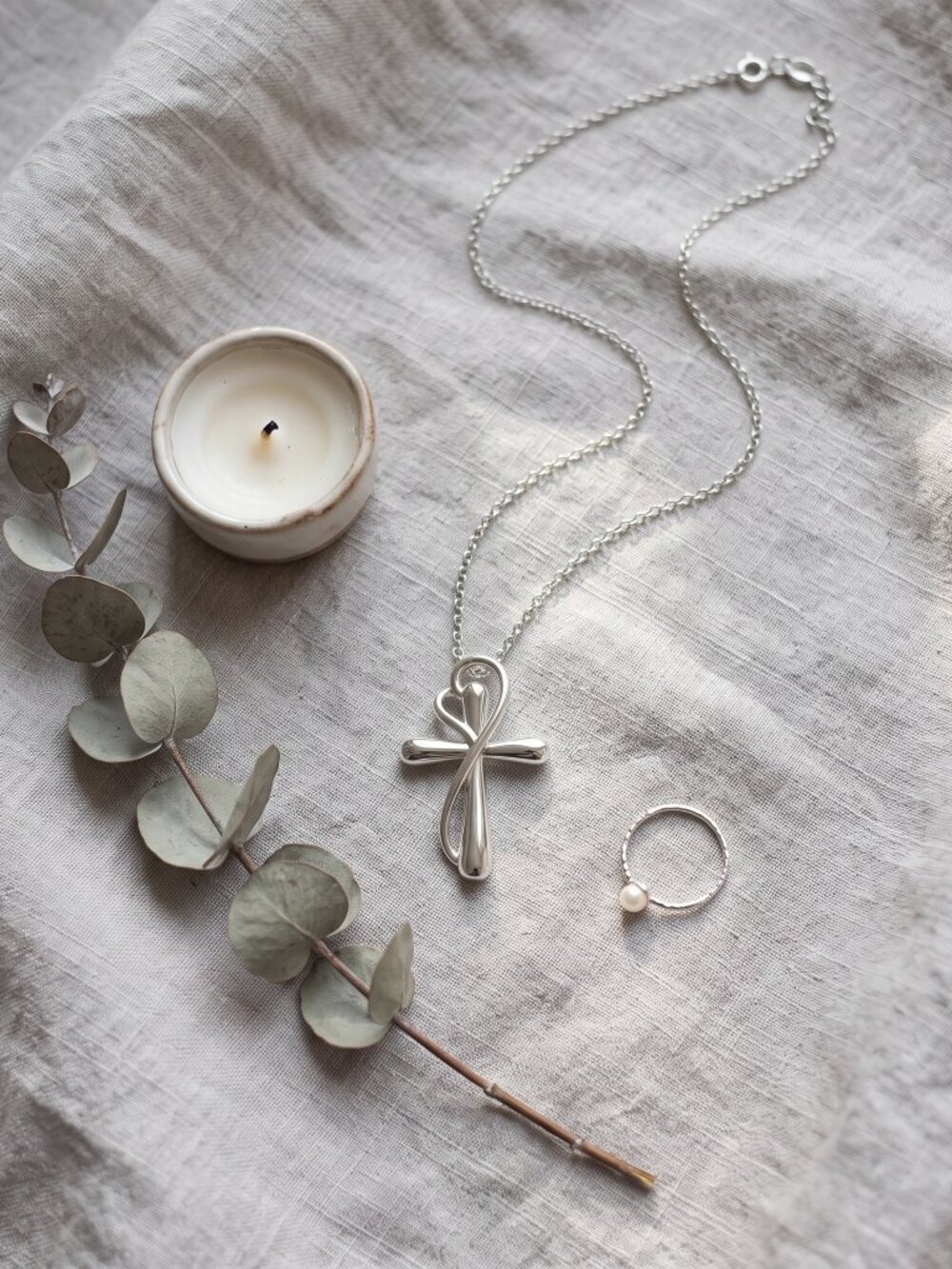 Silver heart cross necklace 🤍✝️